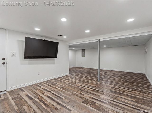 3226 Hartslock Woods Drive, West Bloomfield Charter Township, MI 48322
