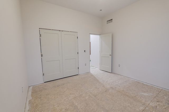 1886 Freesia Lane, Pella, IA 50219