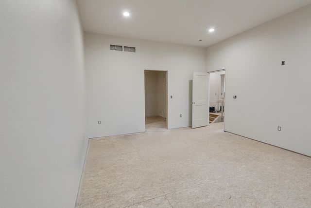 1886 Freesia Lane, Pella, IA 50219