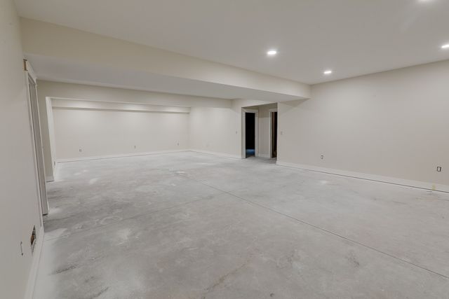 1886 Freesia Lane, Pella, IA 50219