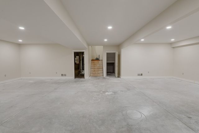 1886 Freesia Lane, Pella, IA 50219