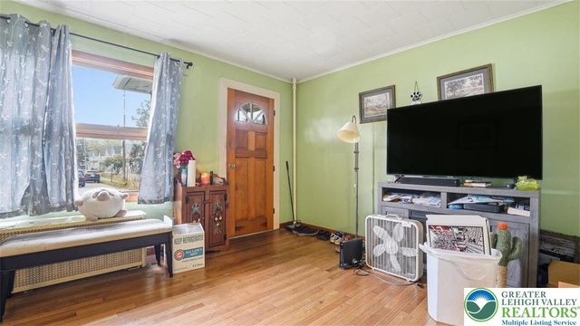 525 Dewey Street, Scranton, PA 18519