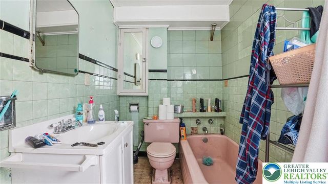 525 Dewey Street, Scranton, PA 18519