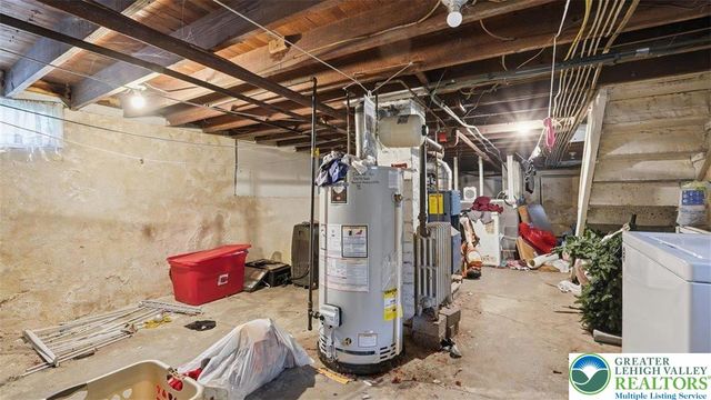 525 Dewey Street, Scranton, PA 18519