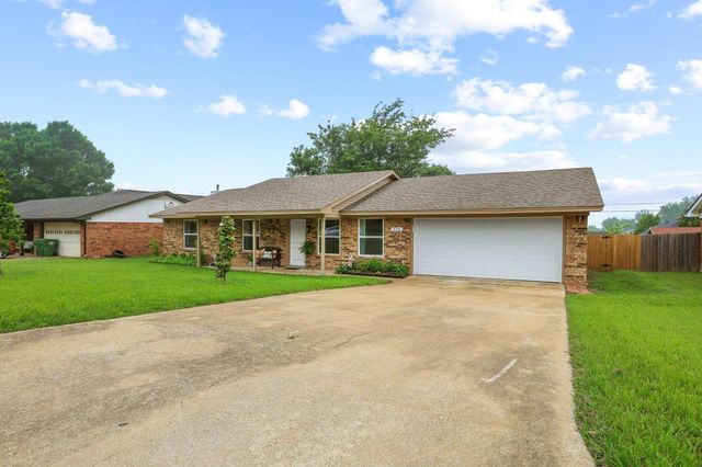 928 Ricketts Street, Howe, TX 75459