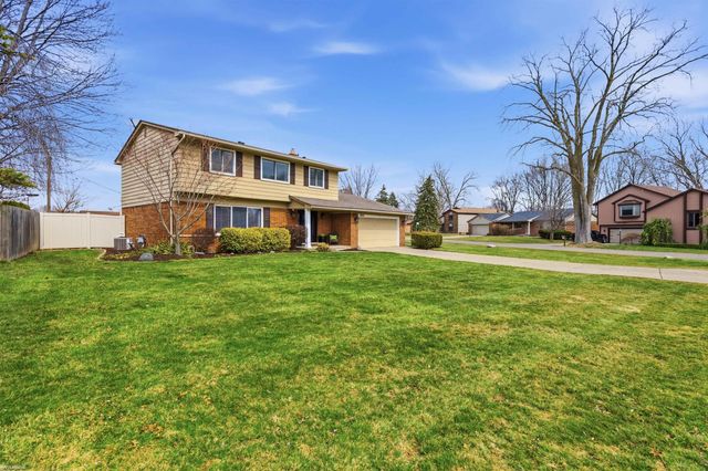 18840 Millar Road, Clinton Township, MI 48036