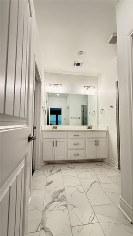 8101 Scott Lane, Greenville, TX 75402