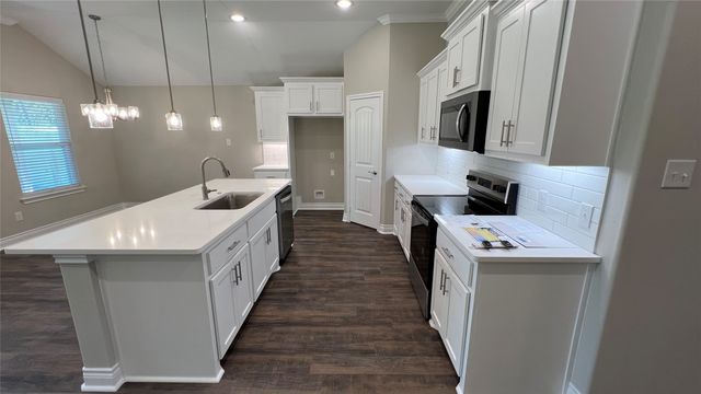 8101 Scott Lane, Greenville, TX 75402