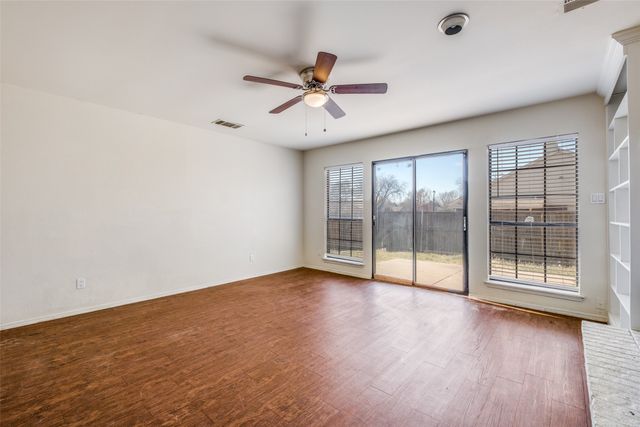 3803 O B Crowe Drive, Dallas, TX 75227