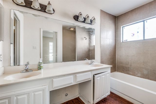 3803 O B Crowe Drive, Dallas, TX 75227