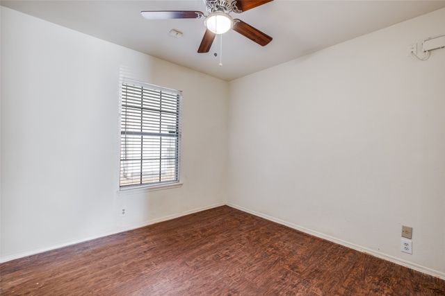 3803 O B Crowe Drive, Dallas, TX 75227