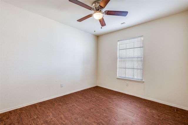 3803 O B Crowe Drive, Dallas, TX 75227