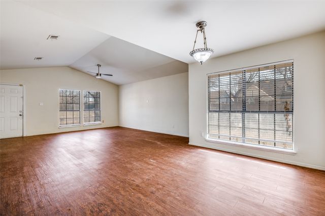 3803 O B Crowe Drive, Dallas, TX 75227