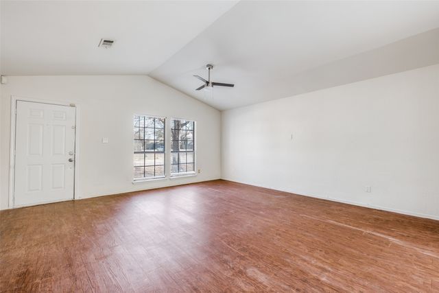 3803 O B Crowe Drive, Dallas, TX 75227