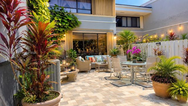 329 Poinciana Drive 909, Sunny Isles Beach, FL 33160