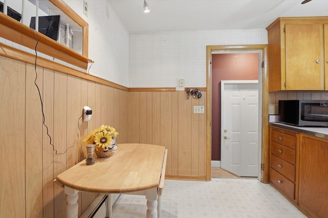 28 Cumberland Drive, West Boylston, MA 01583