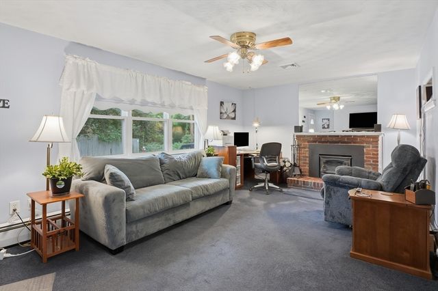 28 Cumberland Drive, West Boylston, MA 01583