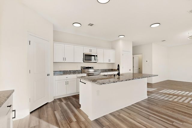 361 Wren LN, Kyle, TX 78640