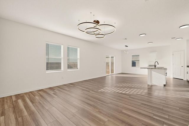 361 Wren LN, Kyle, TX 78640