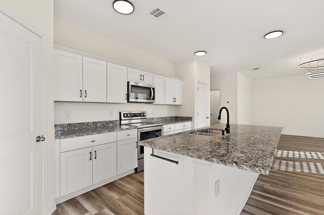 361 Wren LN, Kyle, TX 78640