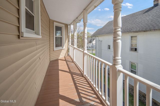 28 Pleasant Street, Voorheesville, NY 12186