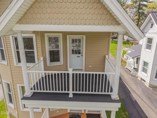 28 Pleasant Street, Voorheesville, NY 12186