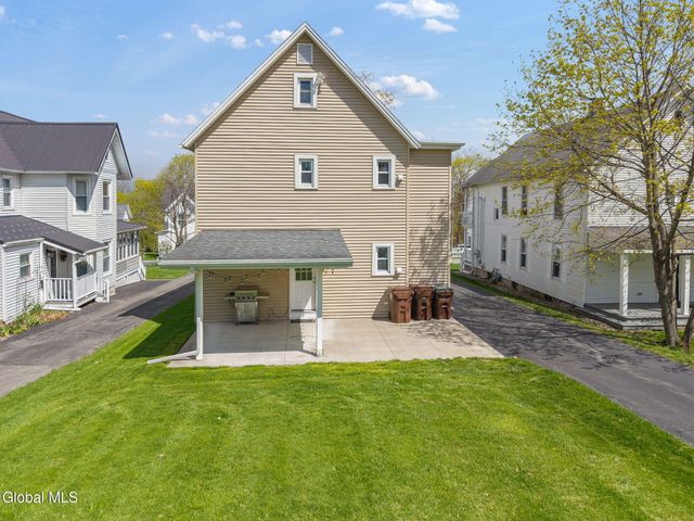 28 Pleasant Street, Voorheesville, NY 12186