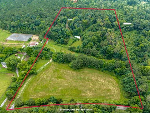 176 Big Oak Tree Road NW, Adairsville, GA 30103