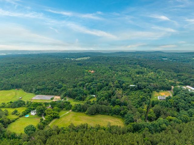 176 Big Oak Tree Road NW, Adairsville, GA 30103