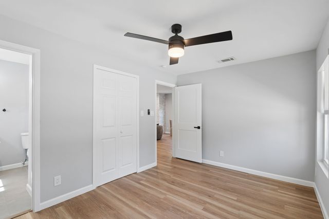 2728 Livingston Avenue, Fort Worth, TX 76110