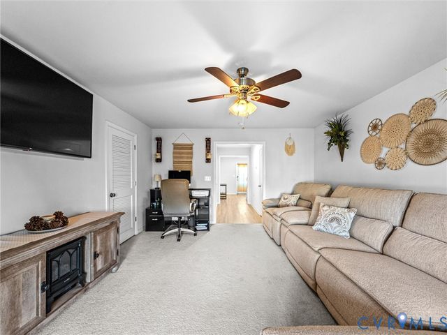 6014 Waller Mill Way, Richmond, VA 23227