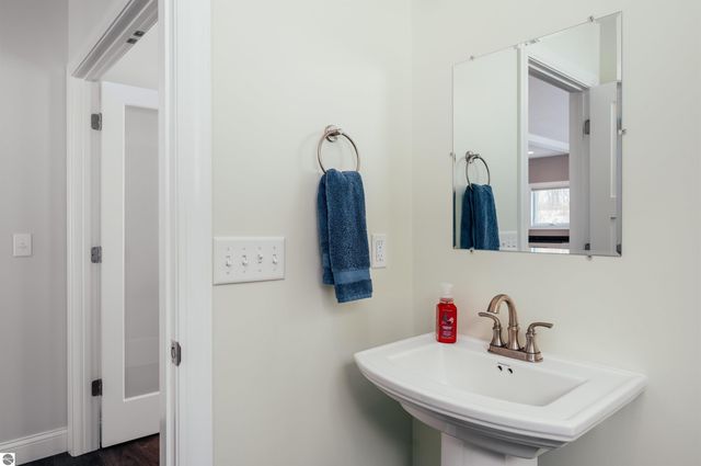 642 Napolean Way, Traverse City, MI 49696