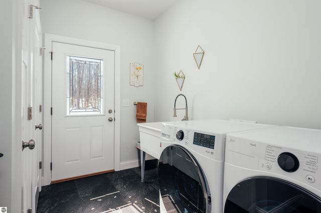 642 Napolean Way, Traverse City, MI 49696