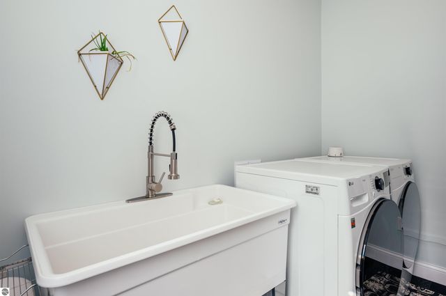 642 Napolean Way, Traverse City, MI 49696