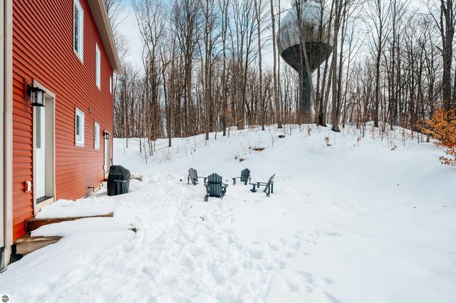 642 Napolean Way, Traverse City, MI 49696