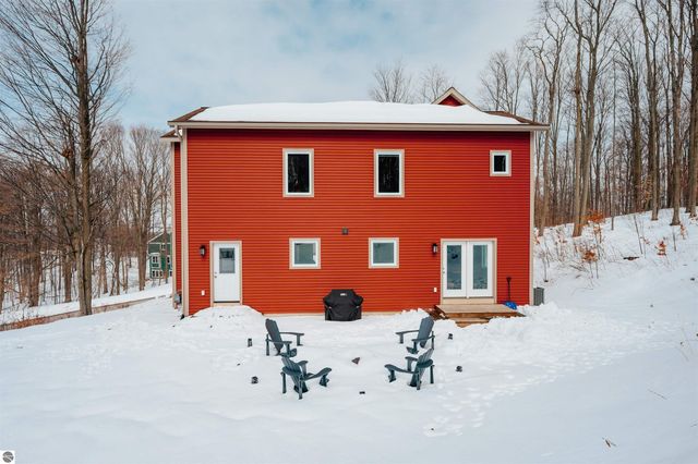 642 Napolean Way, Traverse City, MI 49696