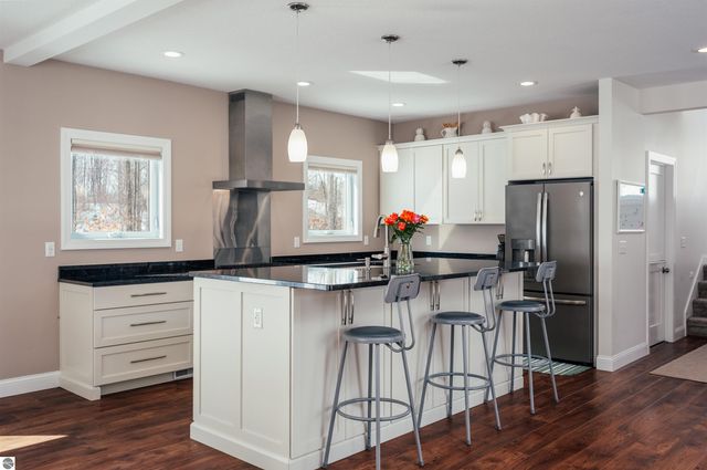 642 Napolean Way, Traverse City, MI 49696