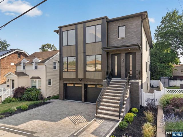 122 Edsall Avenue, Palisades Park, NJ 07650