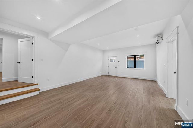 122 Edsall Avenue, Palisades Park, NJ 07650