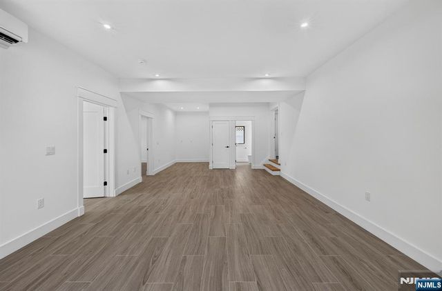 122 Edsall Avenue, Palisades Park, NJ 07650