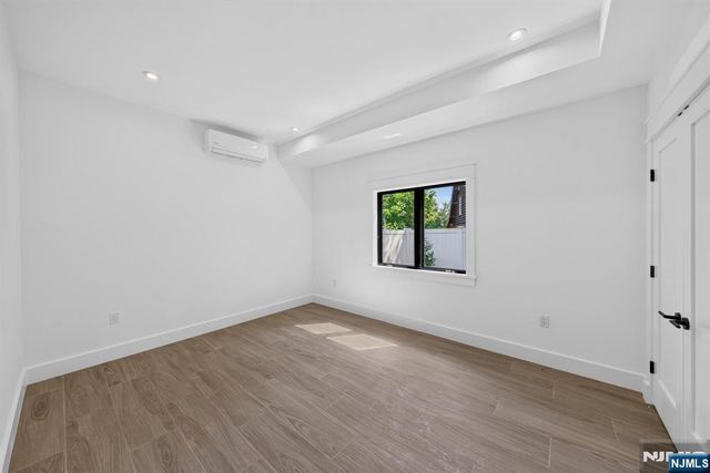 122 Edsall Avenue, Palisades Park, NJ 07650