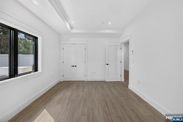 122 Edsall Avenue, Palisades Park, NJ 07650