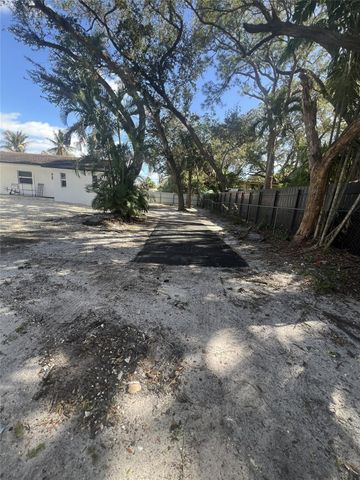 1720 NE 146th Street, Miami, FL 33181