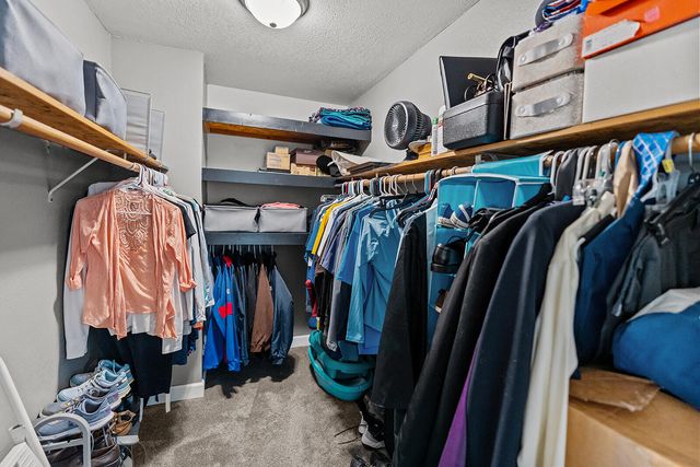 125 Capetti B Drive, Crane, MO 65633