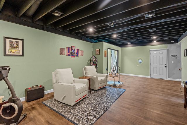 125 Capetti B Drive, Crane, MO 65633