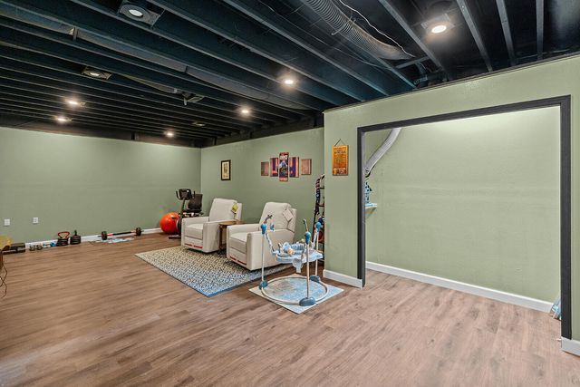 125 Capetti B Drive, Crane, MO 65633