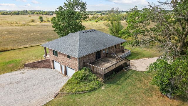 125 Capetti B Drive, Crane, MO 65633