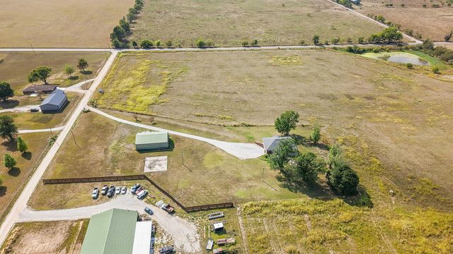 125 Capetti B Drive, Crane, MO 65633