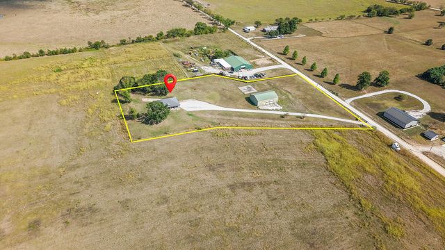 125 Capetti B Drive, Crane, MO 65633