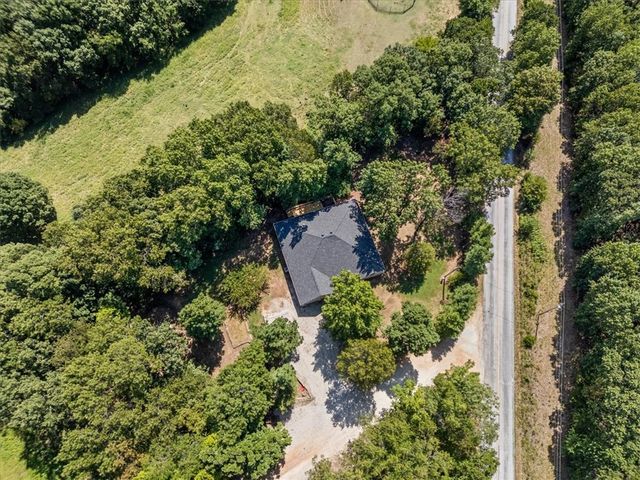 14241 Horse Shoe Drive, Lowell, AR 72745